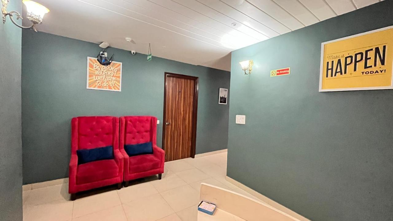 Qotel Church House Rohini Sector 15 Hotel 3*